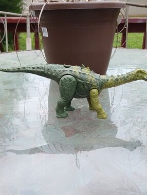 Green Reptile Toy Figurine - Pets Reptile